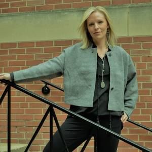 Meet your Posher, Gena